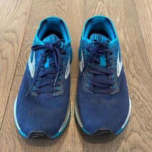 Brooks Ricochet 8